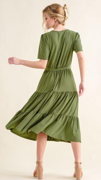 And The Why Soft Short Sleeve Tiered Midi Dress