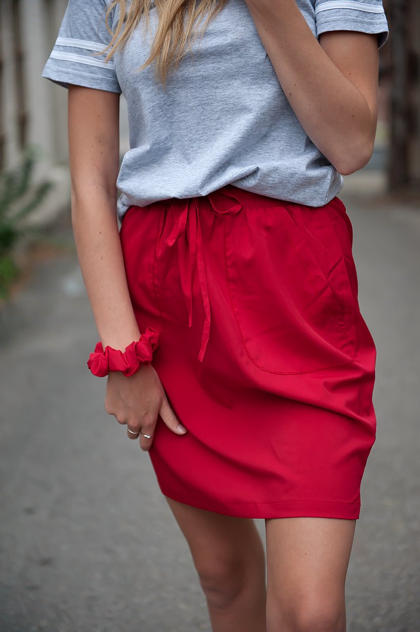 Spanish Fork Sporty Skirt in Red